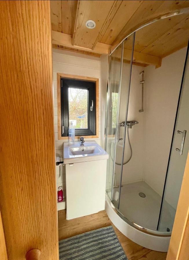 Tiny House With Garden And Jacuzzi Near Amsterdam Vila Vijfhuizen Exterior foto