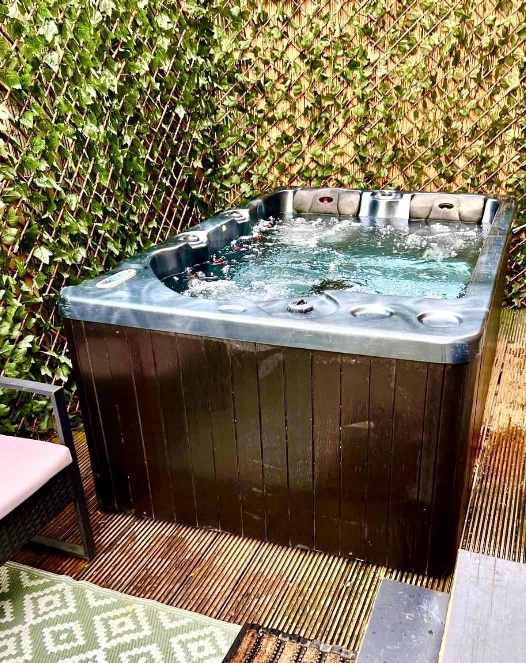 Tiny House With Garden And Jacuzzi Near Amsterdam Vila Vijfhuizen Exterior foto
